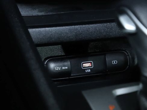 Used 2024 Kia Forte LXS w/ LXS Technology Package FWD image 27