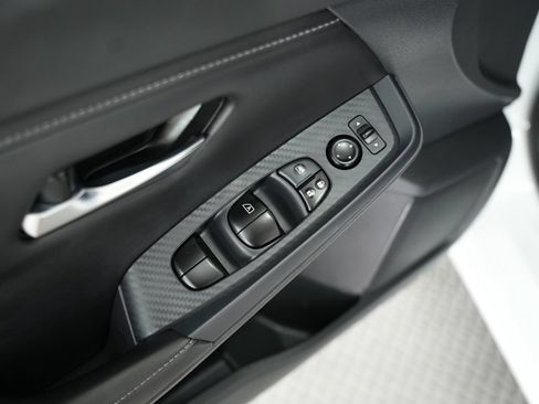 Used 2023 Nissan Sentra SV FWD image 39