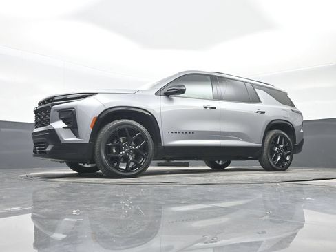 Used 2024 Chevrolet Traverse RS w/ LPO, Floor Liner Package AWD/4WD image 26