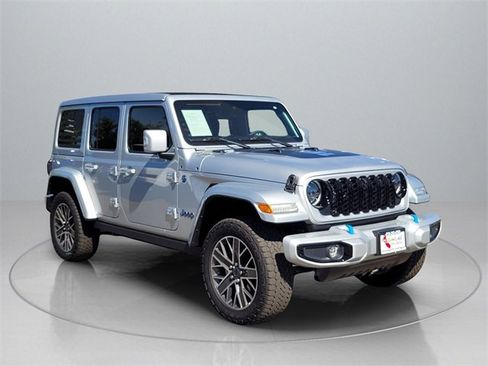 Used 2024 Jeep Wrangler High Altitude image 10