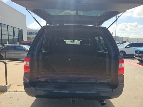 Used 2015 Ford Expedition EL Platinum RWD image 5