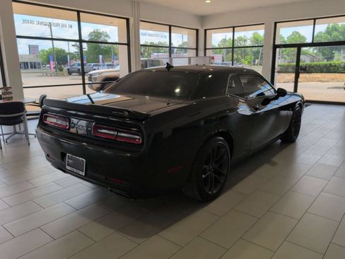 Used 2021 Dodge Challenger R/T Scat Pack w/ Plus Package RWD image 6