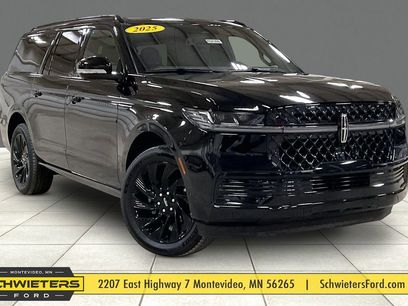 Used 2025 Lincoln Navigator L Reserve w/ Jet Appearance Package