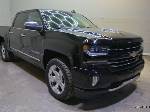 Used 2017 Chevrolet Silverado 1500 LTZ Z71 w/ LTZ Plus Package image 1