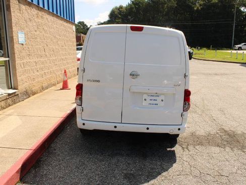 Used 2019 Nissan NV200 SV w/ Navigation Package FWD image 5