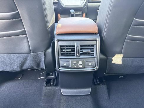Certified 2025 Subaru Forester Touring w/ Protection Package AWD/4WD image 18