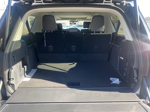 New 2025 Ford Expedition Max Platinum w/ Driver's Package image 9