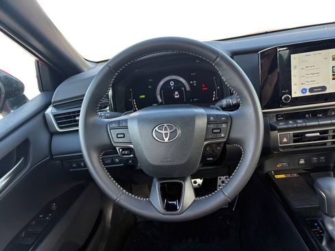 Used 2026 Toyota Camry SE w/ Convenience Package FWD image 13