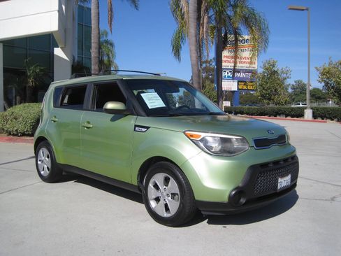 Used 2016 Kia Soul FWD image 6