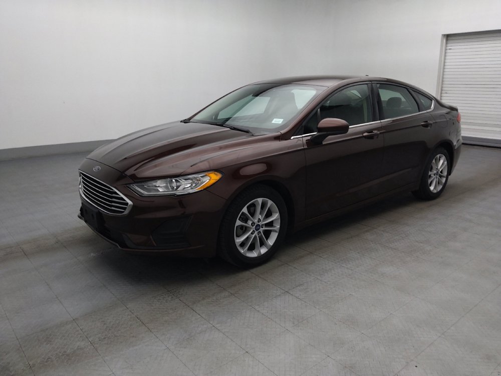 Used 2019 Ford Fusion SE FWD image 2