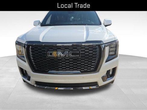 Used 2024 GMC Yukon XL Denali Ultimate AWD/4WD image 9