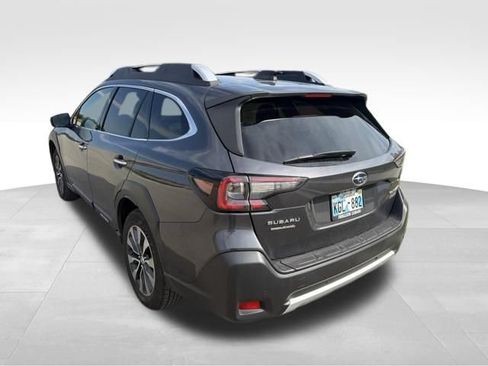 Used 2024 Subaru Outback Touring AWD/4WD image 6
