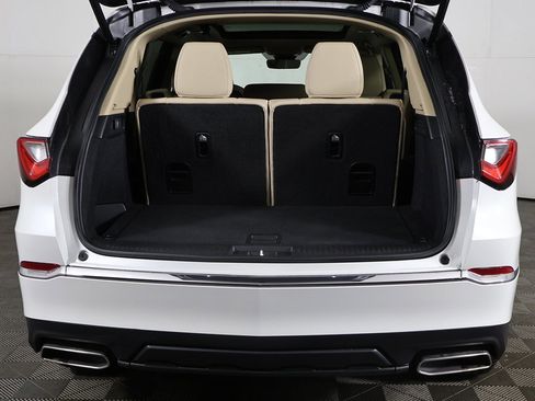 Used 2023 Acura MDX SH-AWD image 15