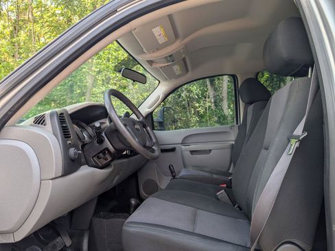 Used 2013 Chevrolet Silverado 3500 W/T AWD/4WD image 14