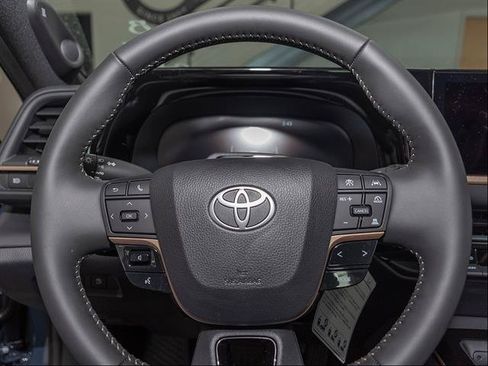 New 2026 Toyota Crown Platinum AWD/4WD image 11