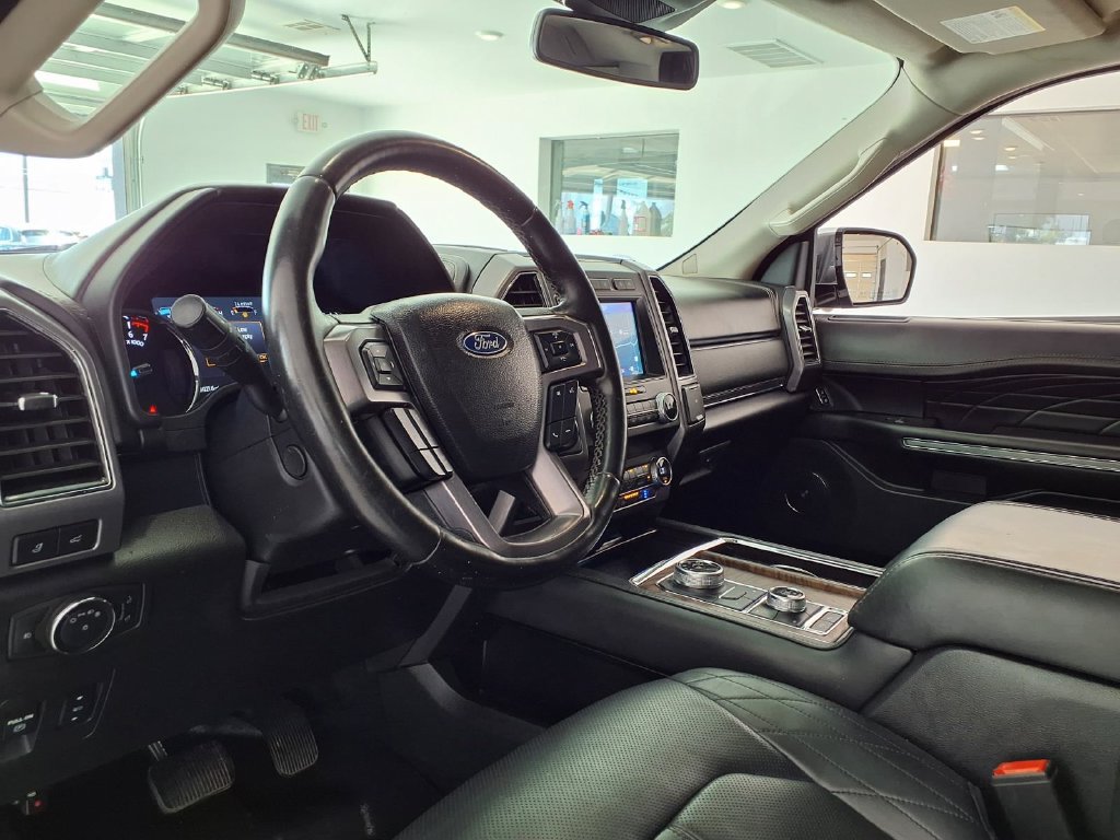 Used 2021 Ford Expedition Max Platinum AWD/4WD image 11