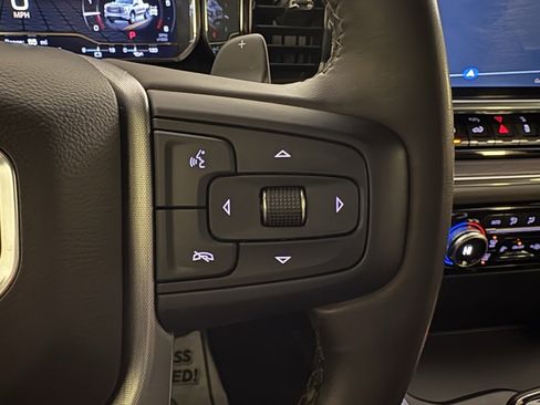 Used 2024 GMC Sierra 1500 SLT w/ SLT Premium Plus Package image 23