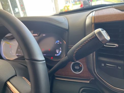 New 2023 RAM 2500 Limited image 8