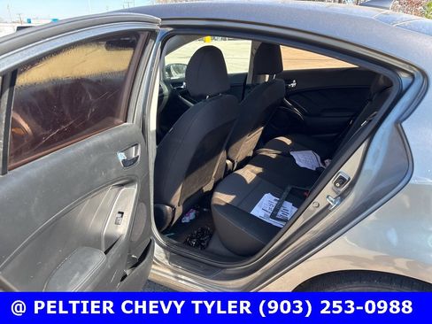 Used 2016 Kia Forte LX w/ LX Popular Plus Package image 16