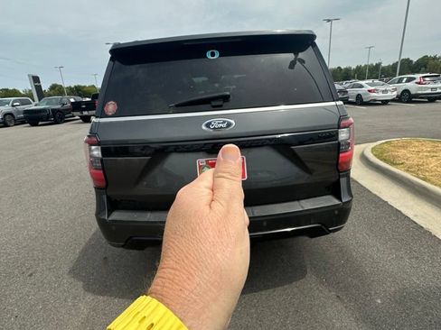 Used 2021 Ford Expedition Max Limited RWD image 5