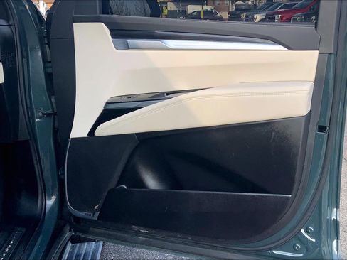 Used 2025 Cadillac Escalade Sport image 26