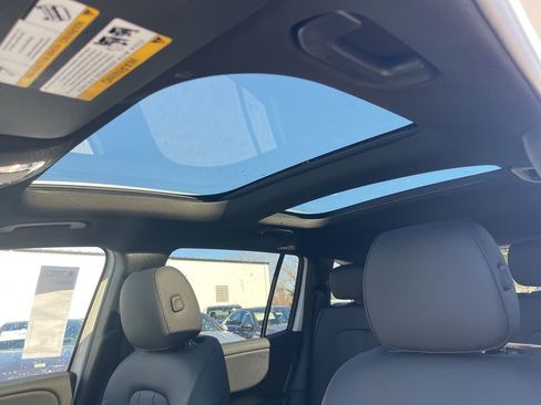 New 2026 Mercedes-Benz GLB 250 4MATIC image 21