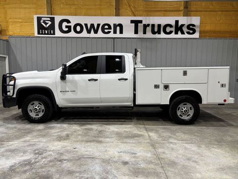 Used 2023 Chevrolet Silverado 2500 W/T w/ WT Fleet Convenience Package AWD/4WD image 2
