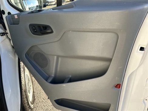Used 2019 Ford Transit 250 130 Low Roof image 27
