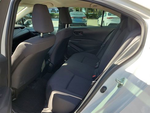 Used 2023 Toyota Corolla LE image 10