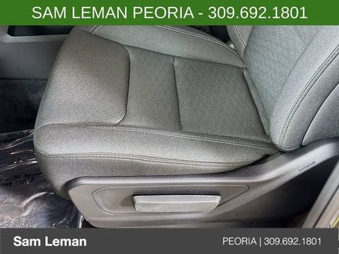 New 2026 RAM 1500 Express AWD/4WD image 18