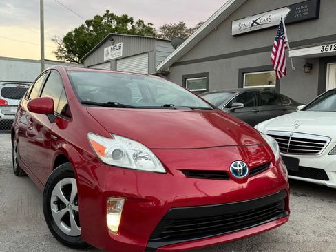 Used 2012 Toyota Prius Two image 1