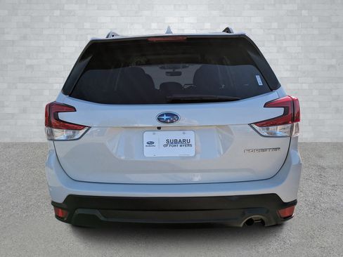 Used 2023 Subaru Forester Premium image 6