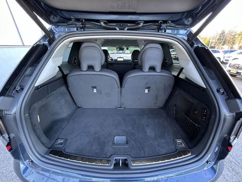 New 2025 Volvo EX90 Ultra image 18