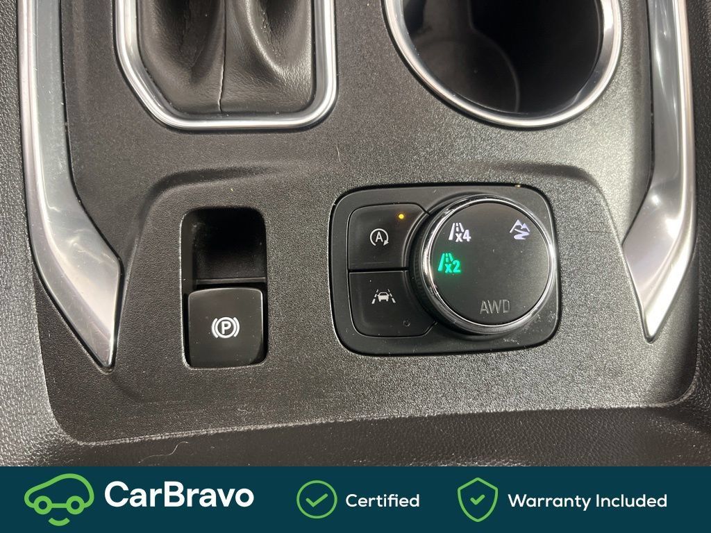 Used 2023 Chevrolet Traverse LT AWD/4WD image 34