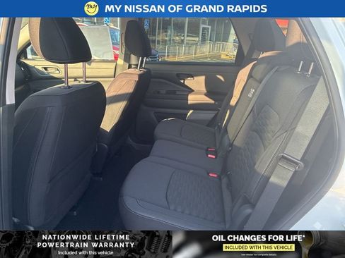 New 2026 Nissan Pathfinder SV image 13