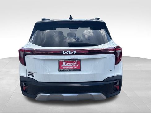 Certified 2024 Kia Seltos SX image 14