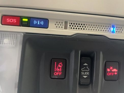 Used 2023 Subaru Forester Premium image 11