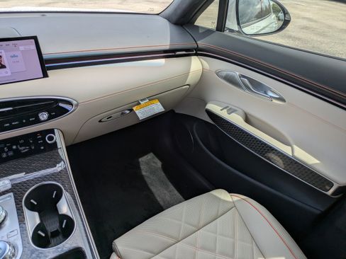 New 2026 Genesis GV70 3.5T Sport Prestige AWD/4WD image 12