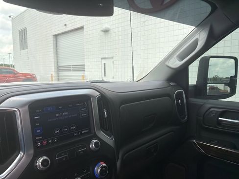 Used 2023 GMC Sierra 2500 SLE w/ SLE Value Package; AWD/4WD image 15