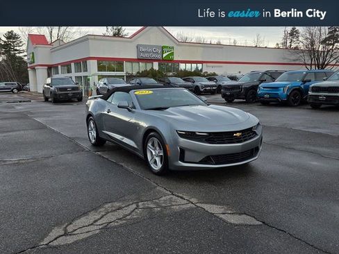 Used 2023 Chevrolet Camaro LT image 1