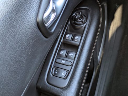 Used 2021 Jeep Compass Latitude w/ Convenience Group AWD/4WD image 22