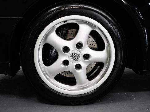 Used 1995 Porsche 911 Carrera RWD image 49