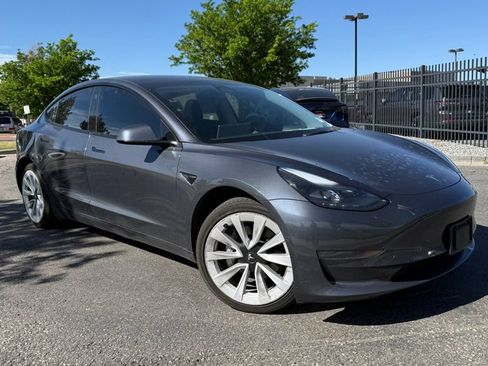 Used 2022 Tesla Model 3 Long Range AWD/4WD image 1