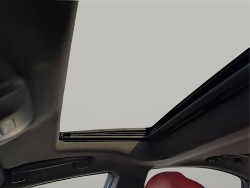 Used 2018 Maserati Ghibli S RWD image 54