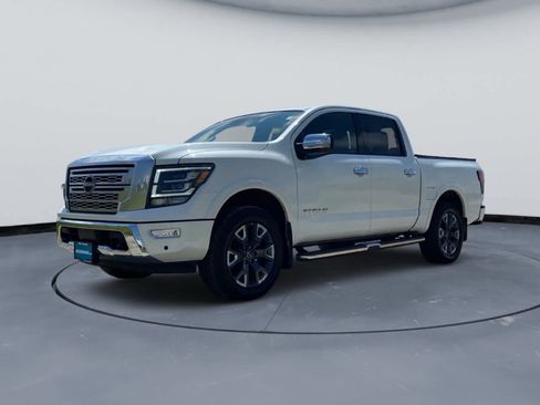 Used 2024 Nissan Titan Platinum Reserve w/ Moonroof Package AWD/4WD image 2