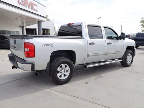 Used 2011 Chevrolet Silverado 1500 LT w/ All-Star Edition AWD/4WD image 6