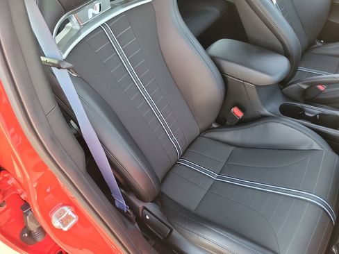Used 2022 Hyundai Veloster N FWD image 21