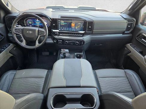 Used 2023 Chevrolet Silverado 1500 ZR2 w/ Technology Package image 13