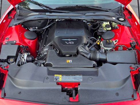 Used 2005 Ford Thunderbird RWD image 24