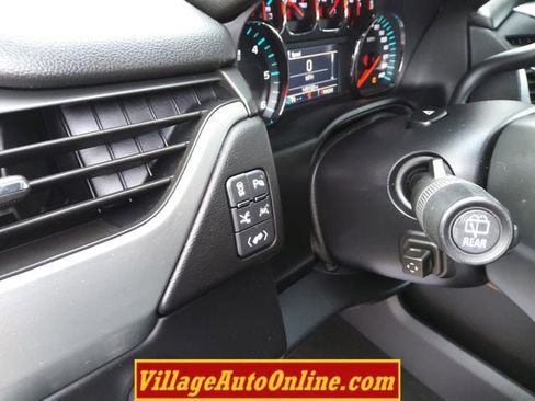 Used 2016 Chevrolet Suburban LTZ image 15